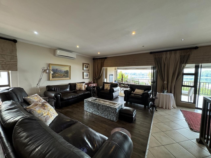 4 Bedroom Property for Sale in Birdwood Estate North West